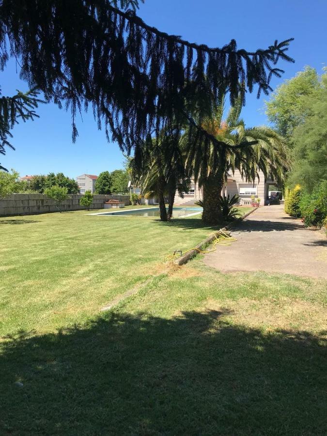Villa Las Camelias Vilanova de Arousa Exterior foto